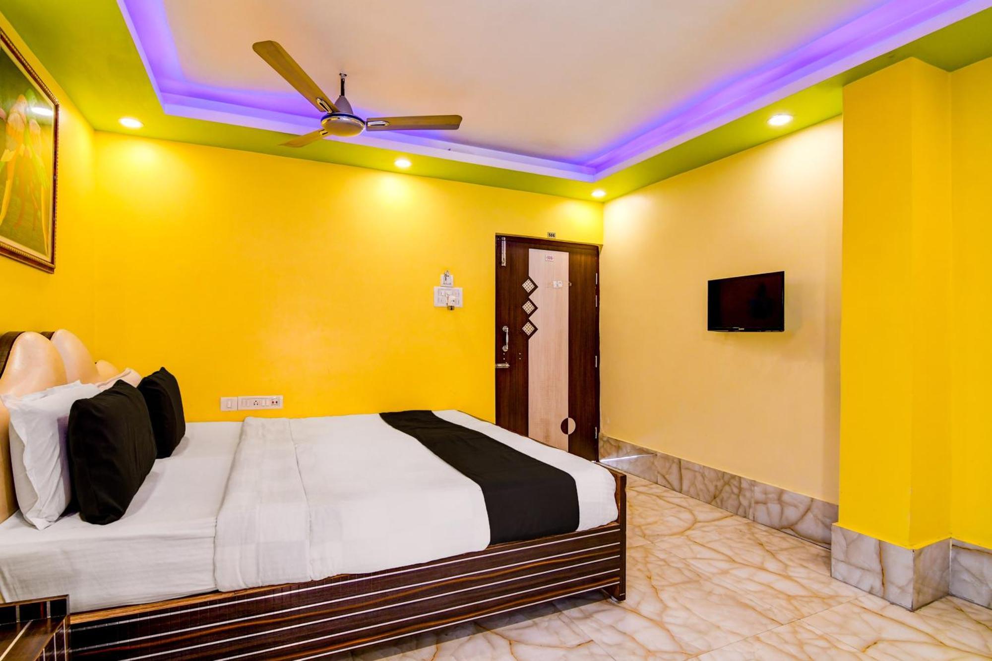 Super Collection O Raj Guest House Near Kolkata Airport Gauripur  Экстерьер фото