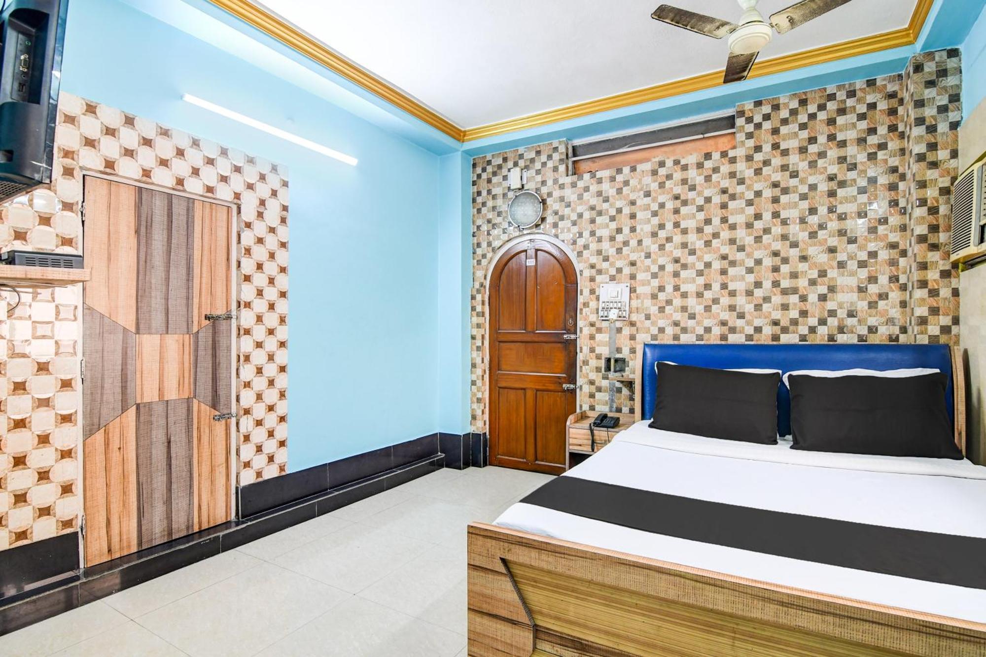 Super Collection O Raj Guest House Near Kolkata Airport Gauripur  Экстерьер фото