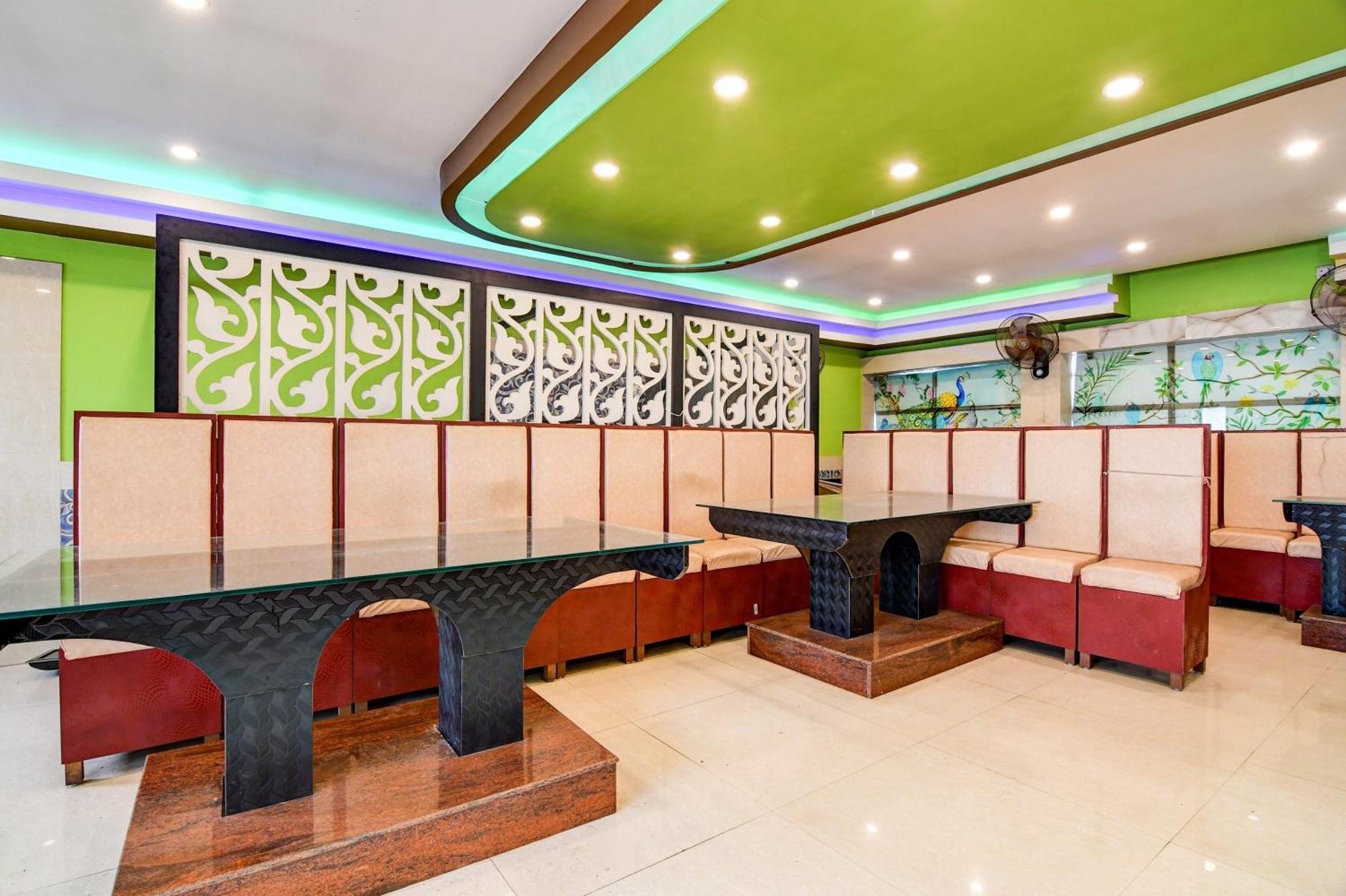 Super Collection O Raj Guest House Near Kolkata Airport Gauripur  Экстерьер фото