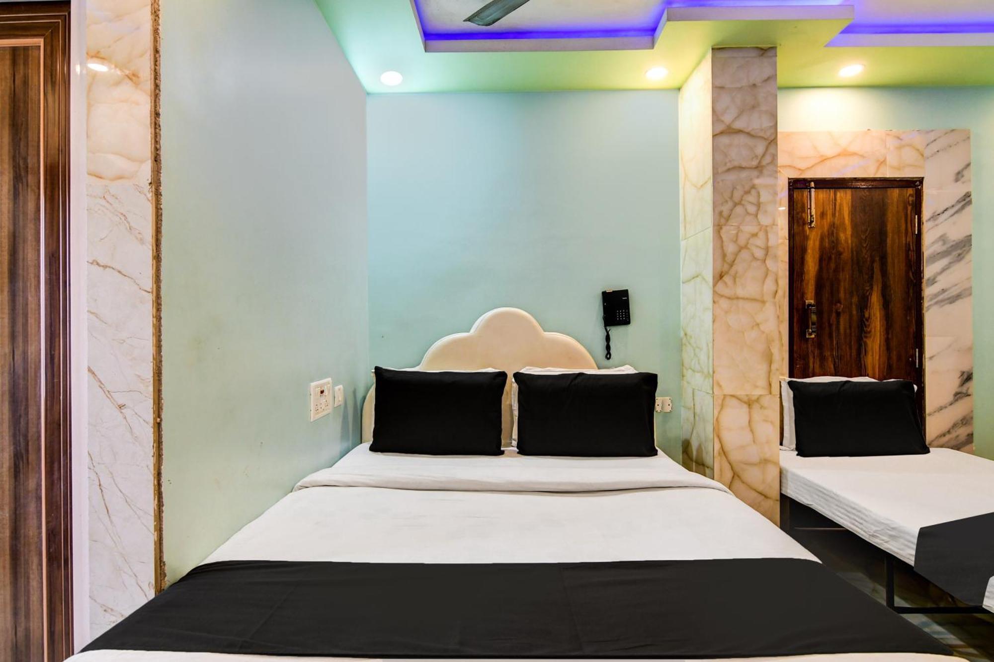 Super Collection O Raj Guest House Near Kolkata Airport Gauripur  Экстерьер фото